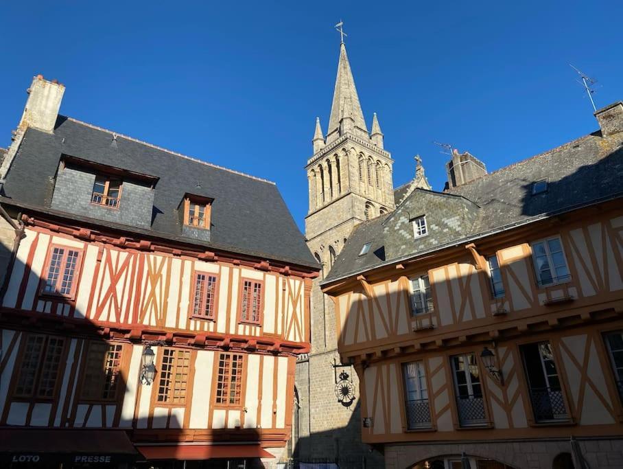 Appartement En Plein Coeur De Vannes Exterior foto
